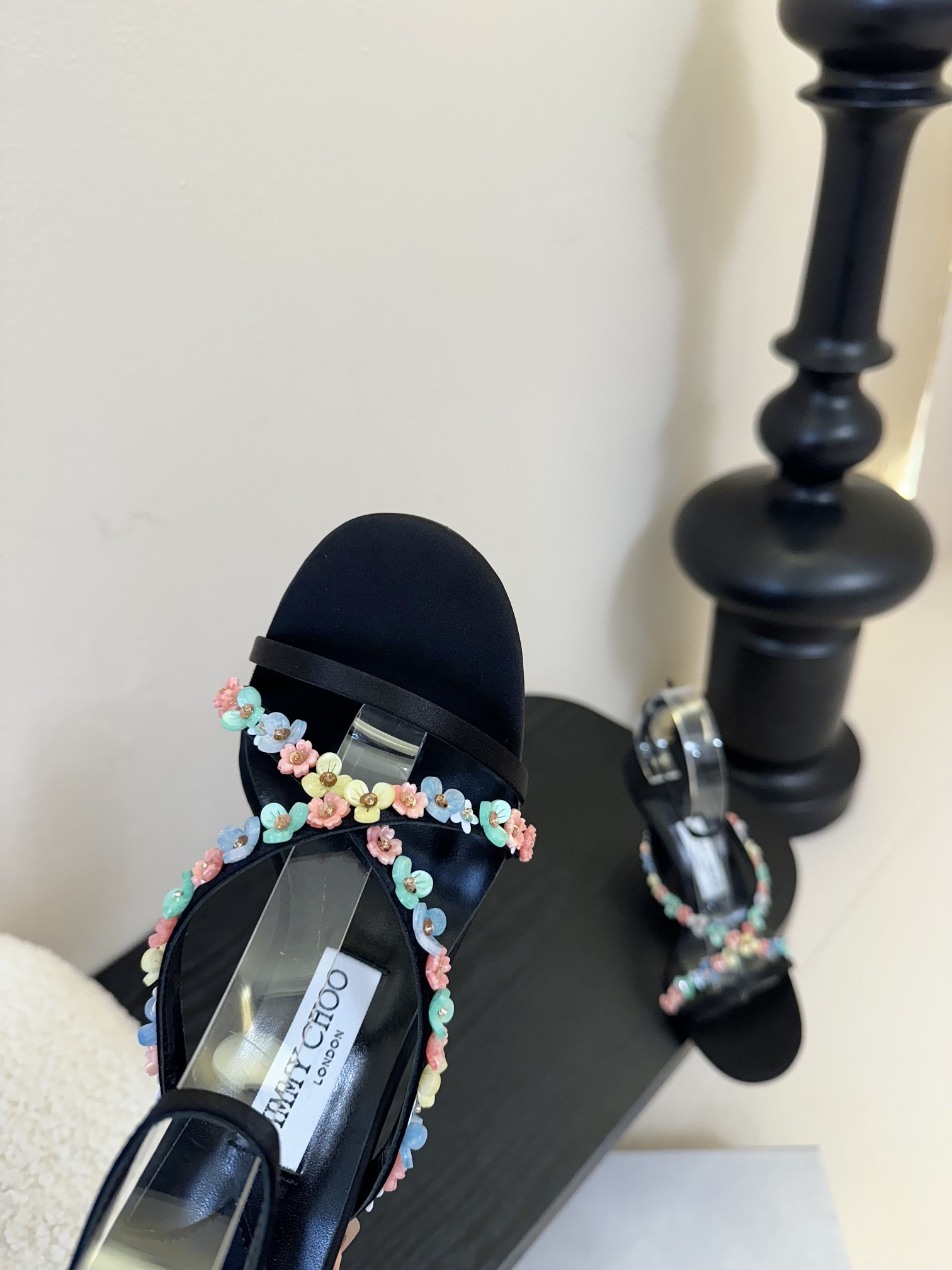 ua Ji*y Ch* blanche sandals 9cm