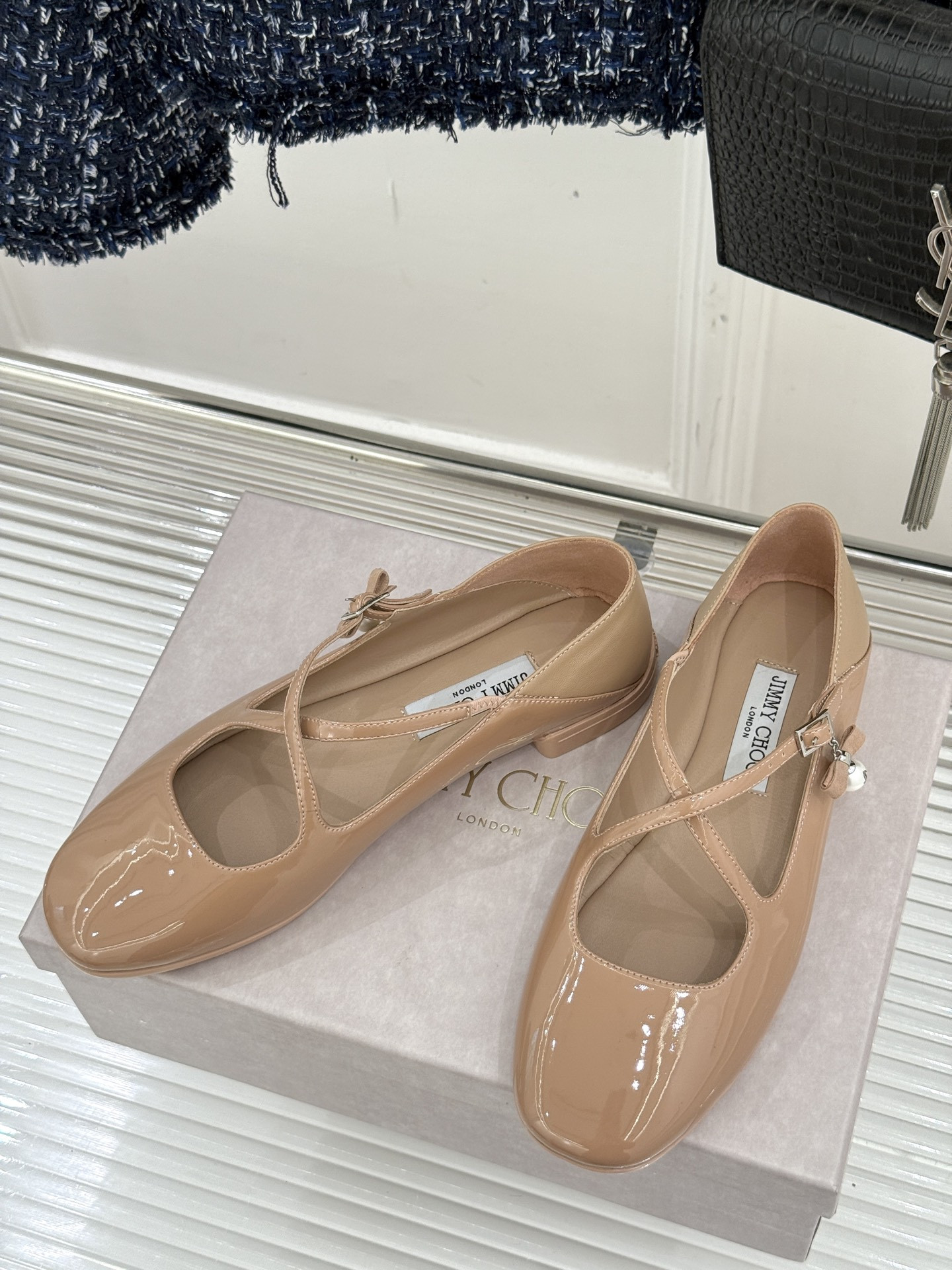 ua Ji*y Ch* eleri ballet flats